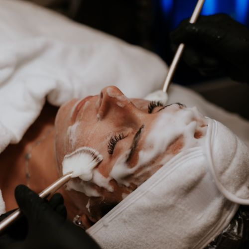 Soins nettoyants de la peau institut de beauté à Grésy sur Aix