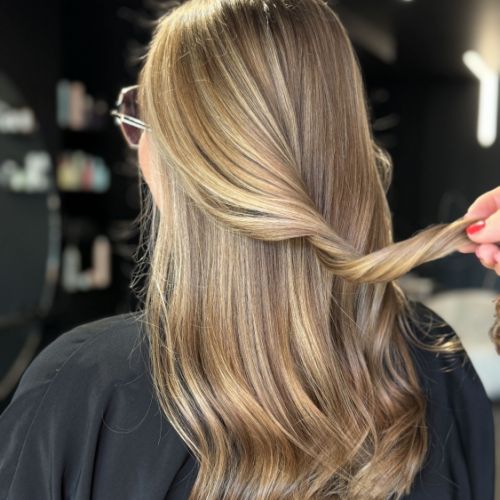Couleur salon de coiffure ODB Concept à Grésy sur Aix